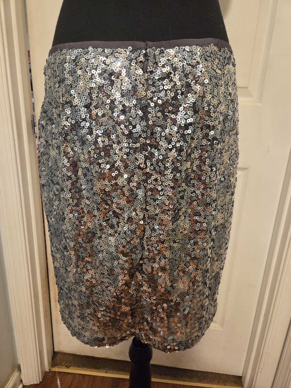 White House Black Market Silver Sequin Pencil Skirt - Picture 6 of 9